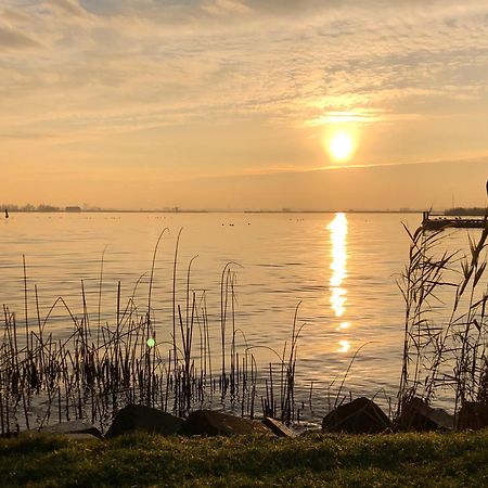 Glamping De Hof Van Eeden Warmond Bagian luar foto